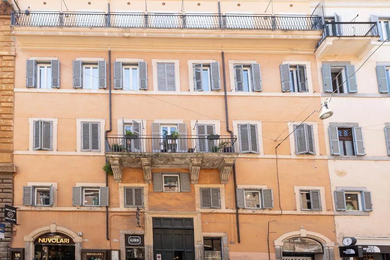 Corso View By Rental In Rome 0*,